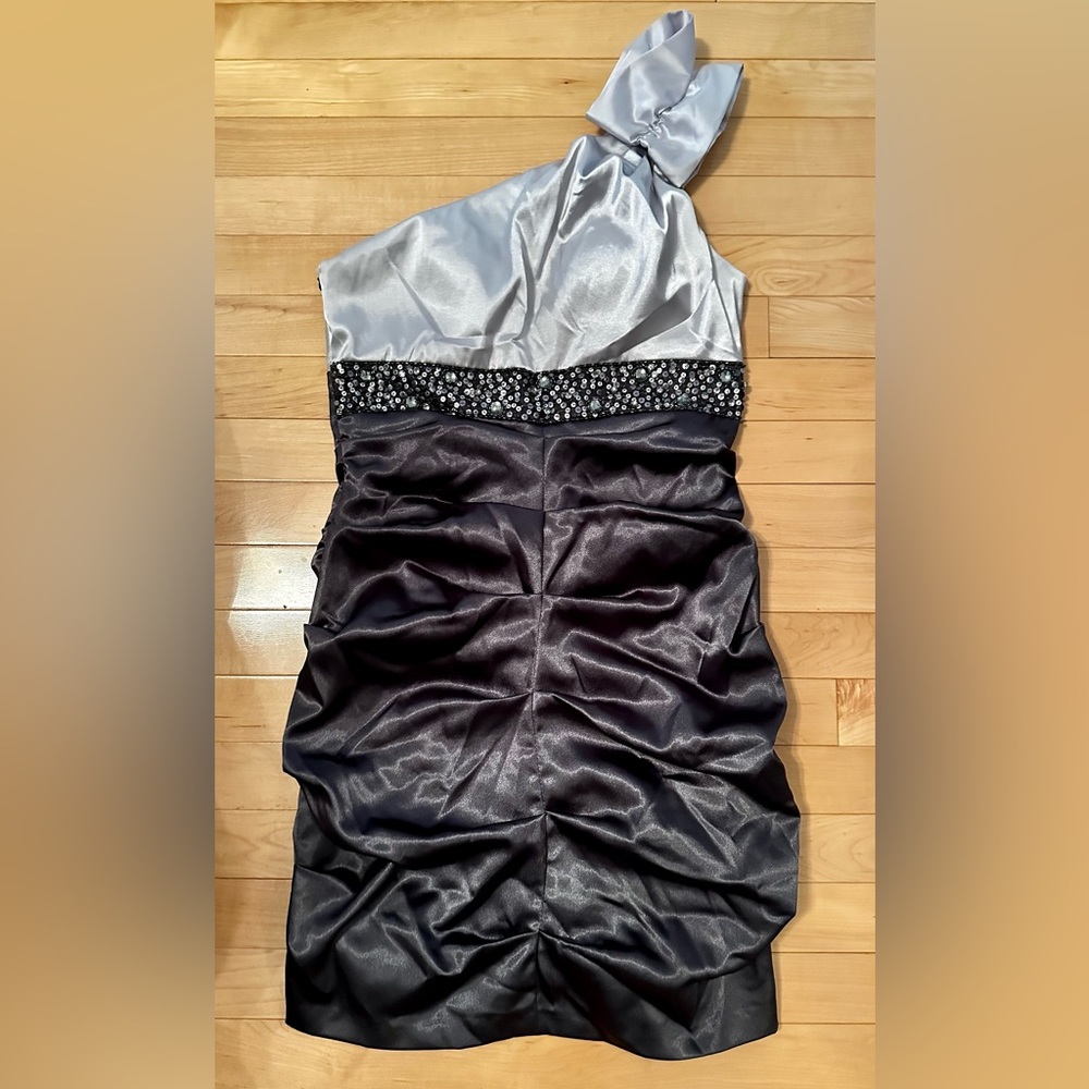 Dress Le Chateau